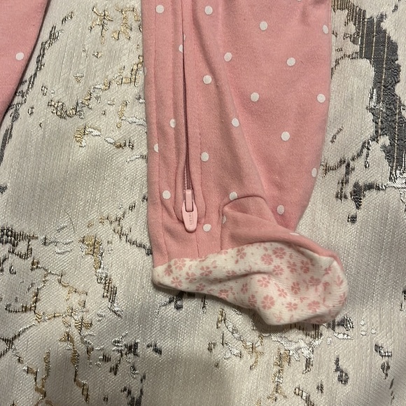 2 Carters pink and white heart long sleeve footie 2 way zip 100% cotton 6 m - Picture 3 of 8